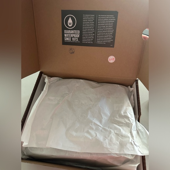 [SOLD on alias] Timberland Field Boot
Supreme New York Yankees Brown - Picture 4 of 10